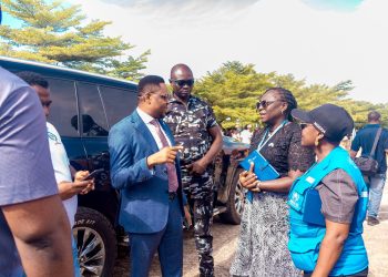 BIPC DONATES BREAD, WATER TO YELEWATA IDPS, PROMISES DONATION EVERY THREE DAYS