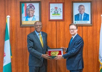 CBN, British High Commissioner to Nigeria Holds Strategic Meeting