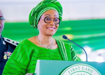 Tinubu’s wife asks Nigerians to fund National library as birthday gift
