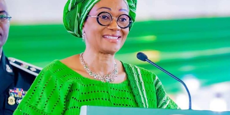 Tinubu’s wife asks Nigerians to fund National library as birthday gift