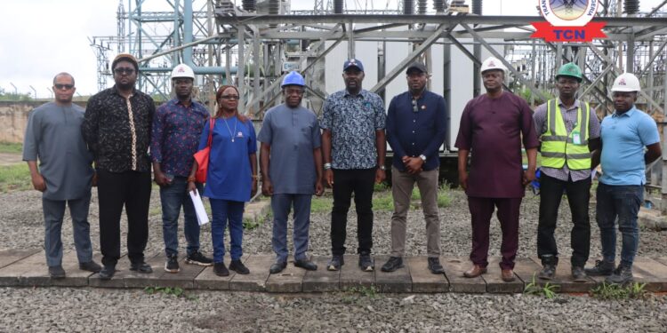 TCN Briefs Senator Ngwu on Status of 9TH Mile 132/33kV Transmission Substation
