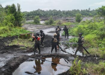 Navy Uncovers 132,000 LTRs of Suspected Stolen Crude in Bonny