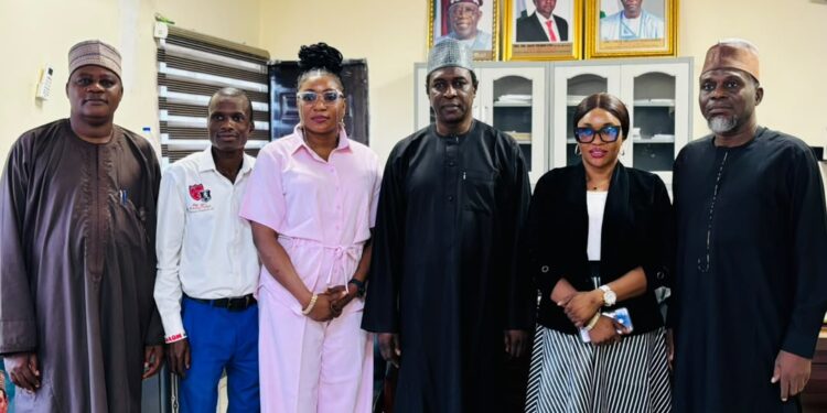 NIHSA Pledges Stronger Partnership With Environmental Journalists