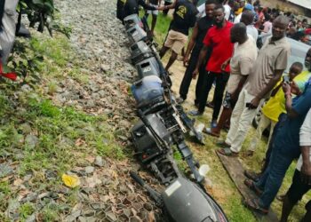 Navy Rescues 2 Kidnap Victims, Recovers Stolen Engines In Akwa Ibom